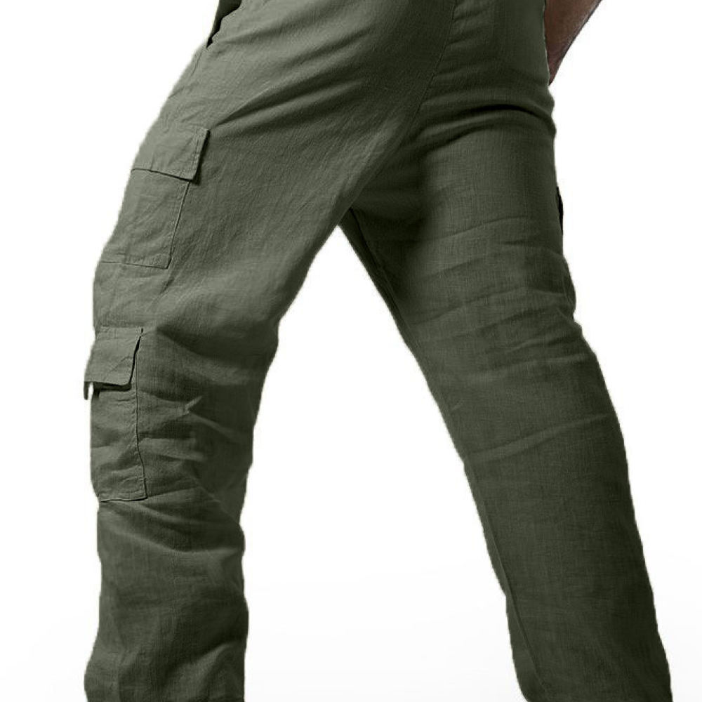 カジュアルなメンズ用コットンカーゴショーツ。多数のポケットが - Shorts Chino Slim のレビューと価格